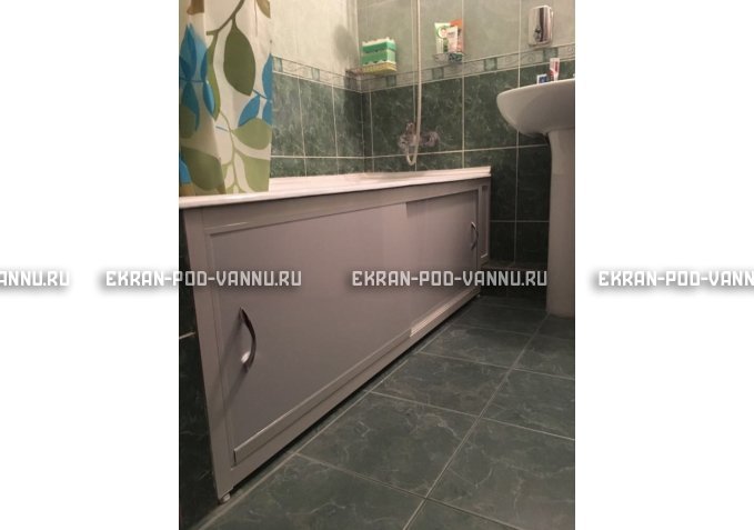 Экран  EUROPLEX Роликс белый с вставкой – купить по цене 10400 руб. в интернет-магазине в городе Ярославль картинка 2